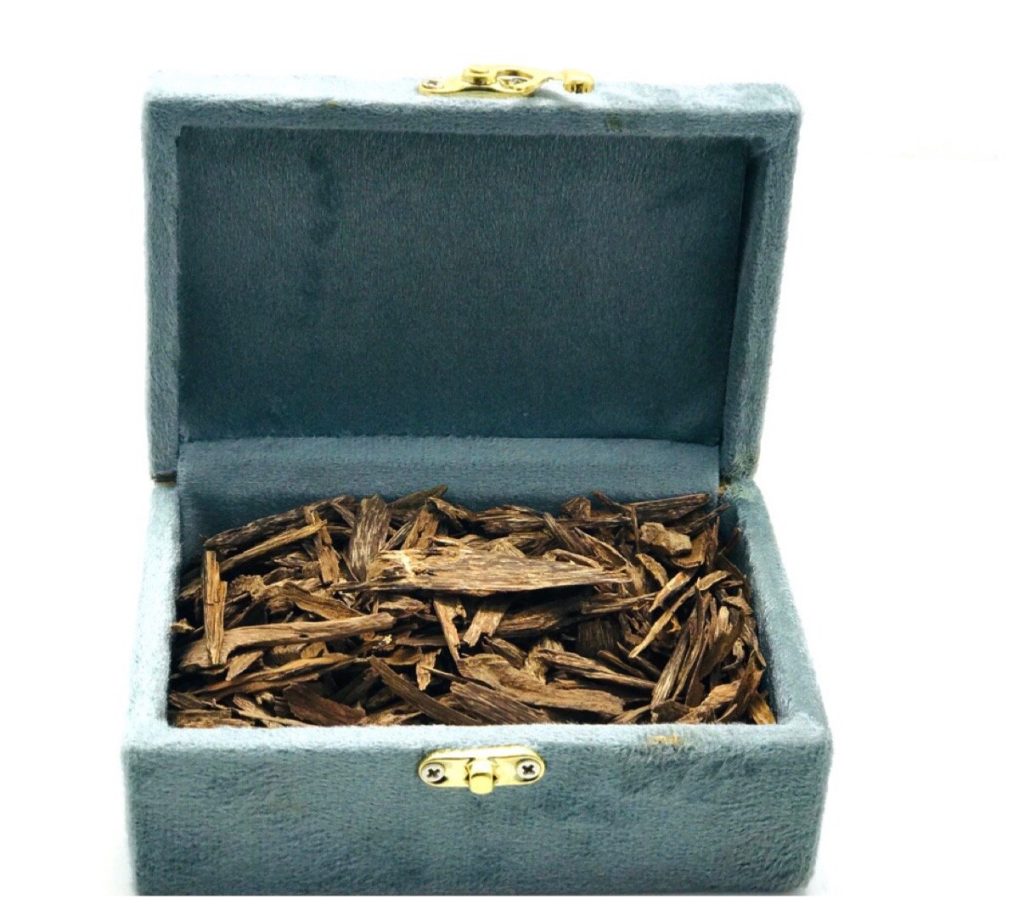 Light Malaysian Oud